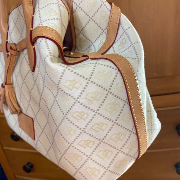 Dooney and Bourke - Picture 6 of 14